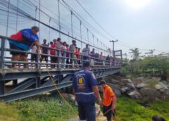 ชลบุรี I คนงานแต่งกิ่งไม้ พลาดท่าเหยียบหินพลิก ตกน้ำ หินทับซ้ำ ดับสลด