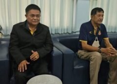 ชลบุรี I ควันหลงสงกรานต์ ร่วมรดน้ำดำหัวขอพร นายกฯ บรรจบ โพธิ์แดง อนุรักษ์ขนบธรรมเนียมประเพณีไทย