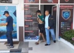 ชลบุรี I ตร.เร่งล่า “เบียร์ ก่อไผ่” หัวโจกวางแผนปล้นคนจีน จับแล้ว 2 อีก 3 พบต้นเหตุ พริตตี้สาว ชี้เป้าปล้น