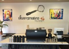 นครสวรรค์ I เดอะลาว คาเฟ่ พร้อมเปิด 7 มิถุนา สาขา 3 สาขา ม.มหิดลเขาทอง พบกับชมพู ฟรุตตี้ หญิง มัลลิกา และวงอัมพวาบอยแบนด์