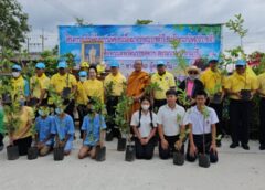 ลพบุรี I เทศบาลตำบลเขาพระยาเดินธง นำจิตอาสา ร่วมปลูกไม้ผล กว่า 400 ต้น ตามโครงการ “ทางนี้มีผล ผู้คนรักกัน”
