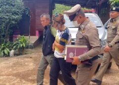 หนองคาย I ตร.สภ.รัตวาปี คุมตัวสาวปืนดุเจ้าของรีสอร์ท ทำแผนประกอบคำรับสารภาพ ยิงสามีเพื่อน