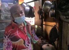 นนทบุรี I สาวใหญ่ร้องเพื่อนบ้านใช้ยางรถยนต์-เศษไม้ หุงอาหารกลิ่นเหม็นควันฟุ้ง