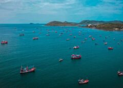 ชลบุรี I เรือประมงแสมสารกว่า 300 ลำ เข้าฝั่งทอดสมอหลบมรสุม