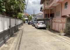 นนทบุรี I เปิดใจเพื่อนบ้านกรณีเพจดังโพสต์จอดรถขวางทางเข้าออกเพื่อนบ้านเดือดร้อน