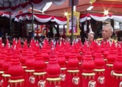 ทูลกระหม่อมหญิงอุบลรัตนฯ โปรดเกล้าฯ พระราชทานถวายเทียนพรรษา มอบ 130 วัด