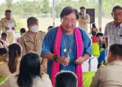 สุพรรณบุรี I รมช.ประภัตร ลงพื้นที่เร่งช่วยเหลือโรงเรียนบางขวากถูกไฟไหม้อาคารเสียหาย