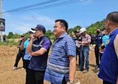 ชลบุรี I สัตหีบ บูรณาการตรวจสอบบ้านเรือนไทย 2 หลัง พบปลูกบนเกาะกลางลำรางสาธารณะ