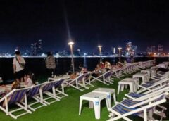 ชลบุรี I ตำรวจพัทยา ข้ามน้ำตรวจเรือภัตตาคารกลางทะเล เข้มความปลอดภัย นทท.พร้อมรับฟรีวีซ่า จีน คาซัคสถาน