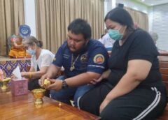 นนทบุรี I ครอบครัวเศร้าตั้งศพสวดคืนแรก แม่ตั้งครรภ์ 9 เดือนสายสะดือพันขาเด็กเสียชีวิตครอบครัว เพื่อนพี่น้องร่วมอาลัย