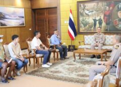 ชลบุรี I นายก อบต.แสมสาร เยี่ยมคำนับแสดงความยินดี ผบ.ฐท.สส. หลังได้รับโปรดเกล้าฯ เป็นพลเรือเอก