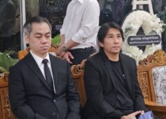 นนทบุรี I ผู้บริหารค้ายเพลงเลิฟอีสร่วมเป็นเจ้าสวดอภิธรรมศพหนุงหนิงคืนที่ 3