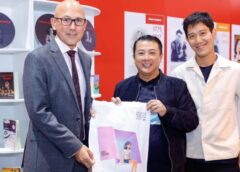 ทูตอังกฤษ เยี่ยมชมงานมหกรรมหนังสือระดับชาติ ชื่นชม! จัดได้อย่างยิ่งใหญ่ บรรยากาศสุดคึกคัก