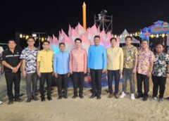 ชลบุรี I ลอยกระทงเมืองพัทยาคึกคัก นทท.แน่นชายหาด