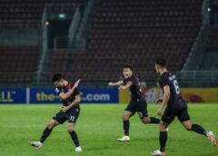 สร้างประวัติศาสตร์สโมสร