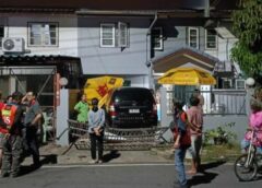 นนทบุรี I เจ้าของบ้านเล่านาทีเฉียดตายหลังสาวขับรถยนต์พุ่งเข้าบ้าน