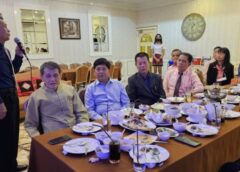 นครสวรรค์ I นายกสภาสถาบันการอาชีวศึกษาภาคเหนือ 4 นัดคณะกรรมการสภาฯ ร่วมรับประทานอาหารกลางวัน พร้อมอวยพรปีใหม่