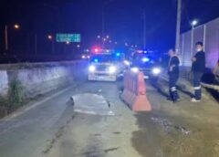 นนทบุรี I หนุ่มขี่วิน จยย. เกิดอุบัติเหตุกระเด็นออกจากรถถูกเก๋งชนซ้ำเสียชีวิตลากไกลกว่า 1 ก.ม.