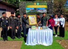 ลพบุรี I ผบ.ศูนย์การทหารปืนใหญ่ พร้อมคณะ ส่งมอบบ้านที่ซ่อมแซมปรับโฉมใหม่ ให้ครอบครัวทหาร ที่มีรายได้น้อย