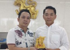 นายกฯ ผู้สื่อข่าวกีฬาออนไลน์สวัสดีปีใหม่ บุญรอดบริวเวอร์รี่จำกัด