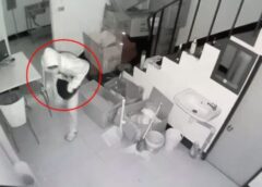 นนทบุรี I ล้วงคองูเห่า คนร้ายปีนตึก 5 ชั้นงัดร้านกล้องวงจรปิดลักทรัพย์กล้องจับภาพชัดทุกมุม