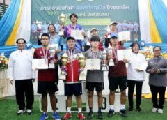 บรรดามือวางอันดับพาเหรดคว้าแชมป์