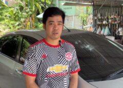 นนทบุรี I หนุ่มร้านขายของชำผวาถูกชายคลุ้มคลั่งคว้าก้อนอิฐปากระจกรถเก๋งเสียหาย 2 คัน แจ้งความ ตร.ปากเกร็ด ผ่านไป 2 วัน ไม่มาดูที่เกิดเหตุ