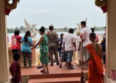 นนทบุรี I พบศพหญิงนิรนามสวมชุดเดรสลอยแม่น้ำเจ้าพระยา ตำรวจเร่งตามหาญาติ