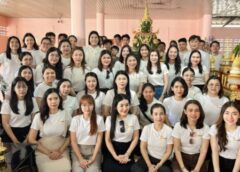 นครสวรรค์ I ครูโก้นำคณะครูเดอะจี ร่วมสร้างบุญใหญ่ ถวายพระแก้วมรกต ทอดผ้าป่า ณ วัดโคกกลาง