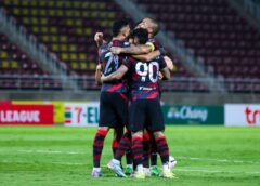 True BUFC News : โมต้า แฮตทริก !! แข้งเทพเปิดบ้านถล่ม ตราด เอฟซี 5-0 ลุ้นแชมป์เหนื่อย