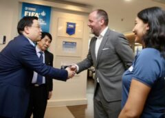 สภากรรมการ และ ปธ.ฝ่ายแพทย์ สมาคมฯ ให้การต้อนรับ ผู้อำนวยการฝ่ายแพทย์จาก ฟีฟ่า