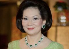 คุณหญิงปัทมา ลีสวัสดิ์ตระกูล ไอโอซีเมมเบอร์หญิงไทย ยินดีต้อนรับเพื่อนร่วมกระบวนการโอลิมปิก จานนี อินฟานติโน เพื่อนไอโอซี เมมเบอร์ ประธานฟีฟ่า พร้อมด้วยคณะผู้แทนอันทรงเกียรติจากสมาชิกของฟีฟ่า
