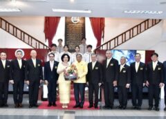 พบรัฐมนตรีกีฬา