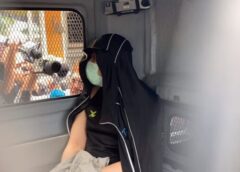 นนทบุรี I ฝากขังแล้วโฟโต้ฆาตรกร 2 แว่น อ้างมีลางสังหรณ์ว่าถูกทำร้ายจึงซื้อมีดไว้เพื่อป้องกันตัว ฝากขอโทษครอบครัวผู้เสียชัวิต