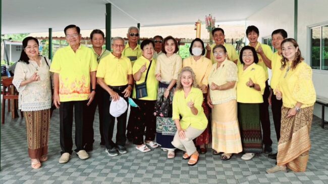 นครสวรรค์ I ชมรมครูโรงเรียนนครสวรรค์ จัดกิจกรรม “ถวายเทียนพรรษา และทอดผ้าป้าสามัคคี” ประจำปี 2567