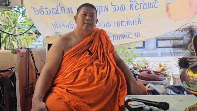 นนทบุรี I พระ-เณรวัดดังโล่งใจ หลังตำรวจรวบตัว “หนึ่งลาย” ทำร้ายชาวบ้านในชุมชนเพราะเมายา