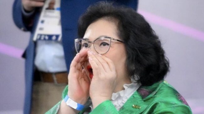 ลุ้นติดขอบสนาม