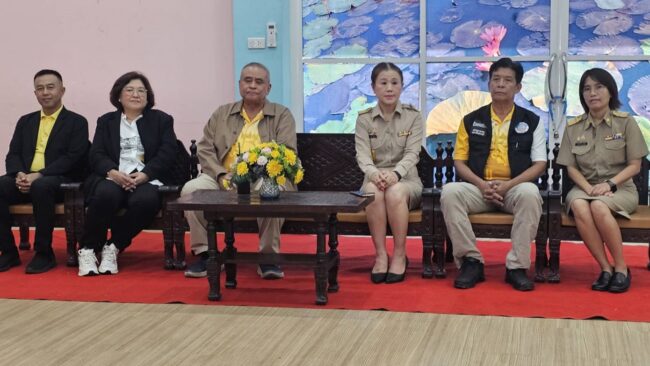 นครสวรรค์ : กองสาธารณสุข อบจ. รณรงค์ป้องกันเชื้อ HIV ให้นักเรียน ม.4 โรงเรียนสวนกุหลาบ วิทยากรฟ้าสีรุ้ง