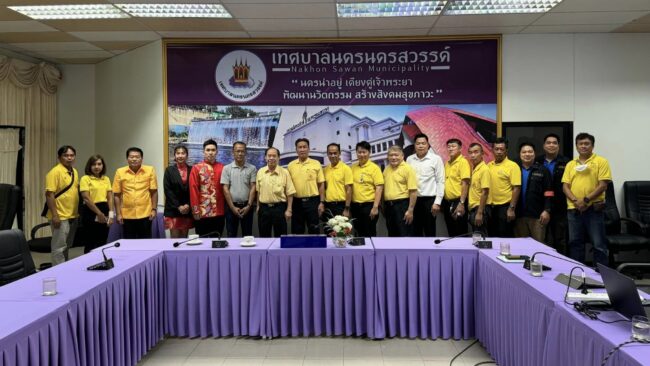 นครสวรรค์ I เทศบาลนครฯ โทรคมนาคม และหน่วยงานที่เกี่ยวข้องปรับภูมิทัศน์เมือง ร่วมนำสายสัญญาณลงใต้ดิน