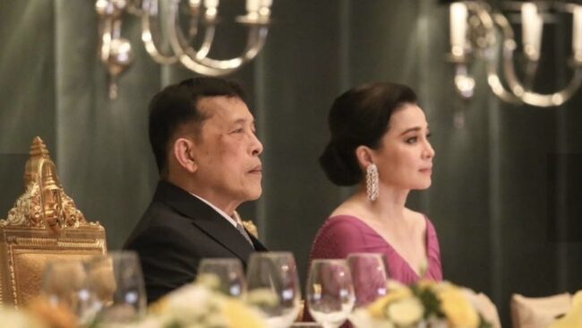 พระเจ้าอยู่หัวฯ พระบรมราชินี เสด็จงานกาล่าดินเนอร์