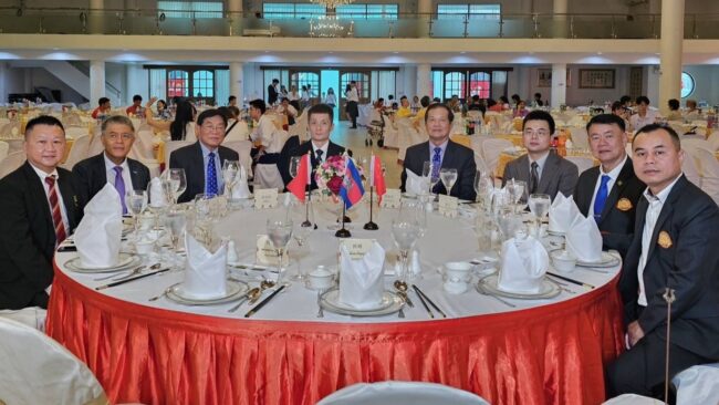 หาญตระกูลมูลนิธิ จัดพิธีไหว้บรรพชน 2 ครั้ง วันซนจี๋ วันซิวจี๋ พร้อมแจกทุนเรียนดี