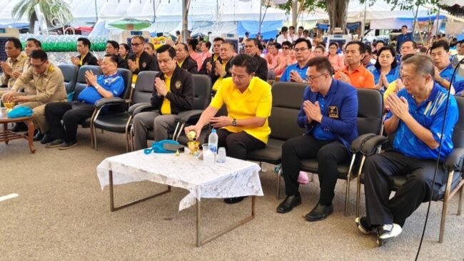 ราชบุรี : สโมสรโรตารี เทศบาลฯเกาะพลับพลา และอุทยานหินเขางู เปิดงานเทศกาลสักการะพระพุทธบาทถ้ำฤษีเขางู ประจำปี 2567