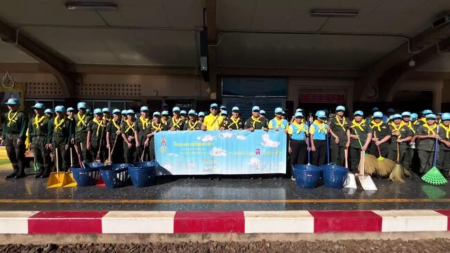 ลพบุรี : มทบ.13 นำ รด.จิตอาสาฯ บำเพ็ญสาธารณประโยชน์ วันปิยมหาราช