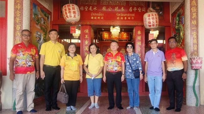 นครสวรรค์ : คณาจารย์มหาวิทยาลัยเจ้าพระยา พร้อมผู้ทรงคุณวุฒิภายนอกเยี่ยมชมศาลเจ้าพ่อเทพารักษ์