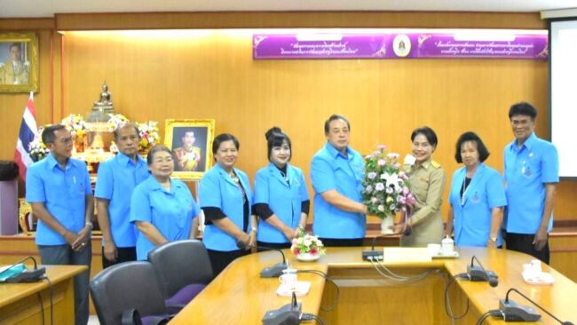 นครสวรรค์ : นายพันศักดิ์ พร้อมทีมงานสภาวัฒนธรรมฯ ร่วมให้การต้อนรับวัฒนธรรมจังหวัดคนใหม่