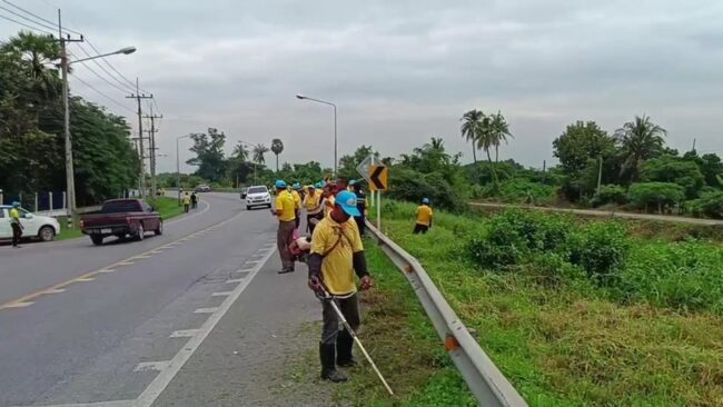 ลพบุรี : ตำรวจ จัดกิจกรรมจิตอาสาพัฒนาสถานศึกษา พี่ห่วงน้อง ถวายเป็นพระราชกุศล