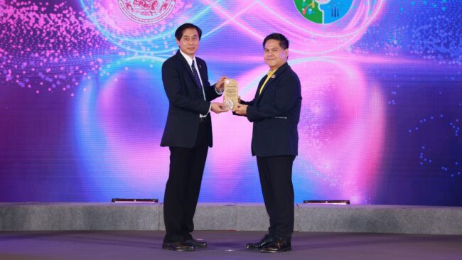 สมุทรปราการ : กฟผ. คว้า 2 รางวัล CSR Award ประจําปี 2567 มุ่งมั่นดูแลความมั่นคงระบบไฟฟ้า
