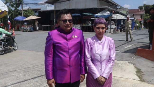 นนทบุรี : สองสามีภรรยาพิธีเบิกเนตรพระปางห้ามญาติพระปางประทานพร พระสิวลี ฉลององค์พระ