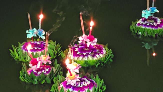 ลพบุรี : จัดงาน ลอยกระทงย้อนยุค มาลานำไทย อย่างยิ่งใหญ่ อนุลักษณ์ประเพณีอันดีงามของไทย