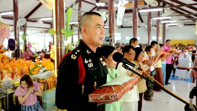 ลพบุรี : ผู้บัญชาการหน่วยบัญชาการสงครามพิเศษ นำกำลังพล ร่วมถวายผ้ากฐินสามัคคีทหารรบพิเศษ ประจำปี 2567
